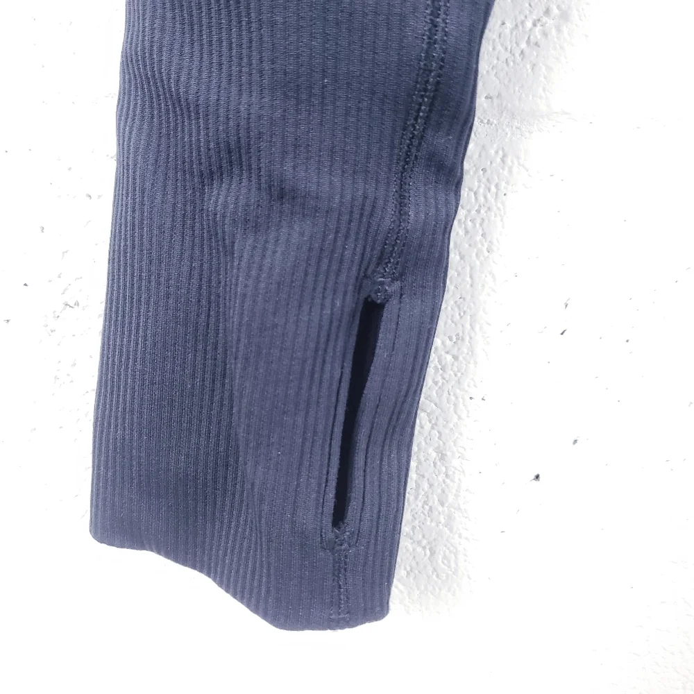 Lululemon Rest Less Cropped‎ 1/2 Zip Herringbone Fade Black / White Size 8